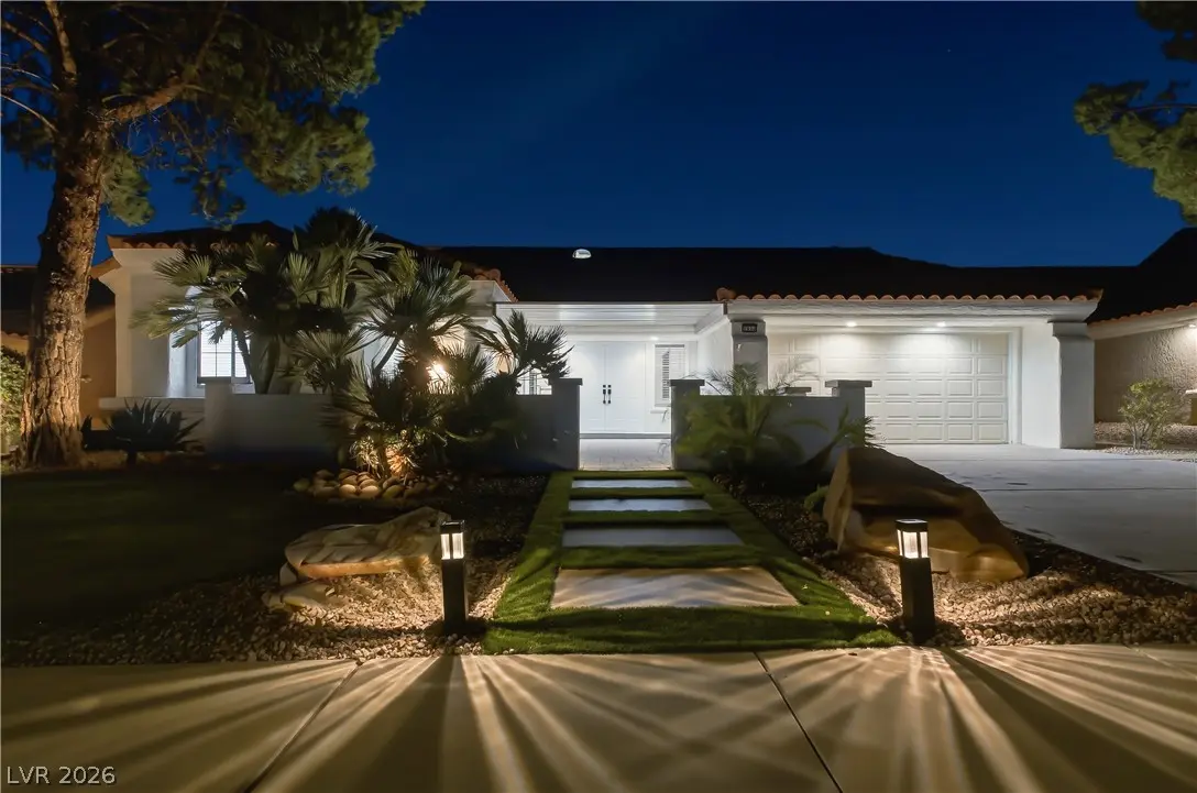 2920 Crown Ridge Drive, Las Vegas