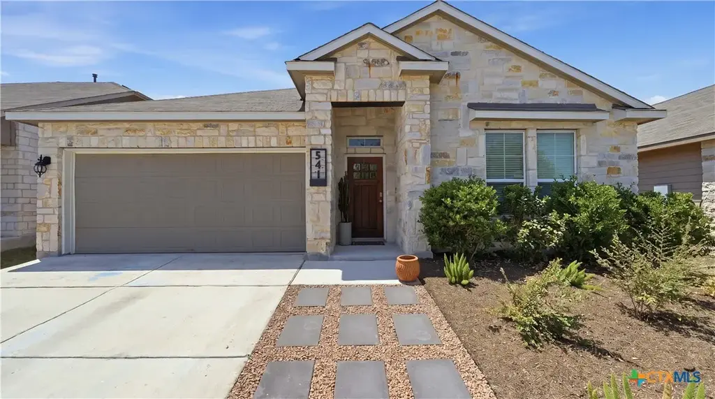 541 Blue Stem Road, New Braunfels