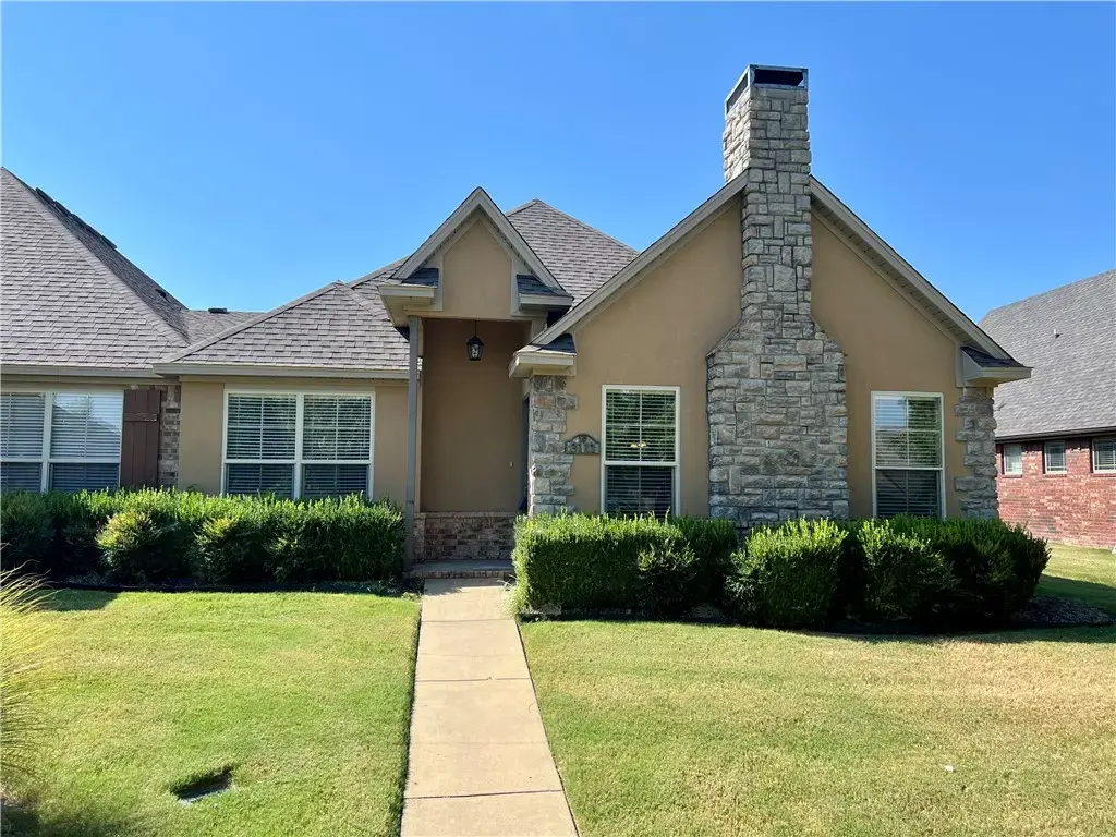 3111 Stoneway Avenue, Bentonville