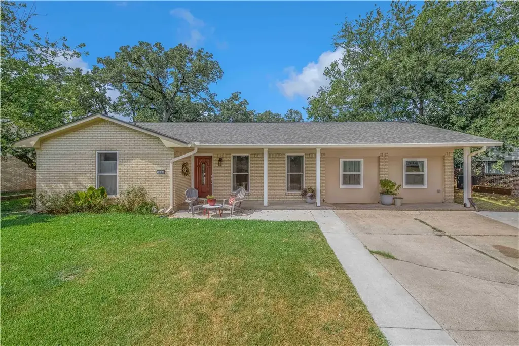 1204 Berkeley Street, College Station