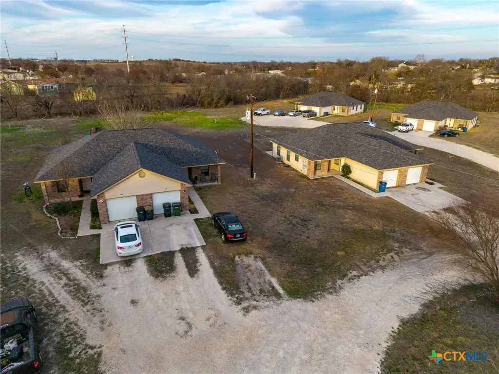 540-546 Crest Circle Drive, San Marcos