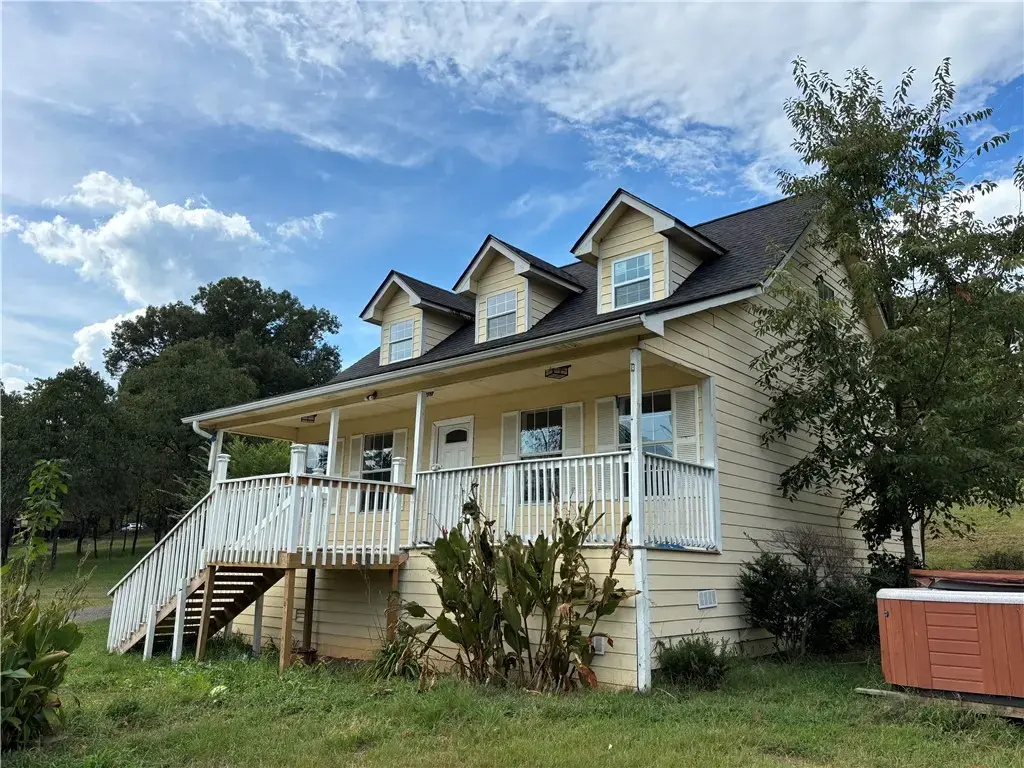 1212 E Aspen Lane, Russellville