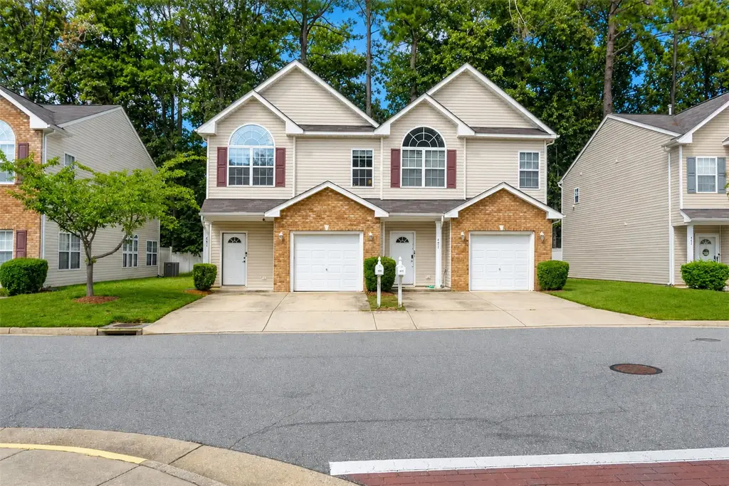 481 Old Colonial Way, Newport News