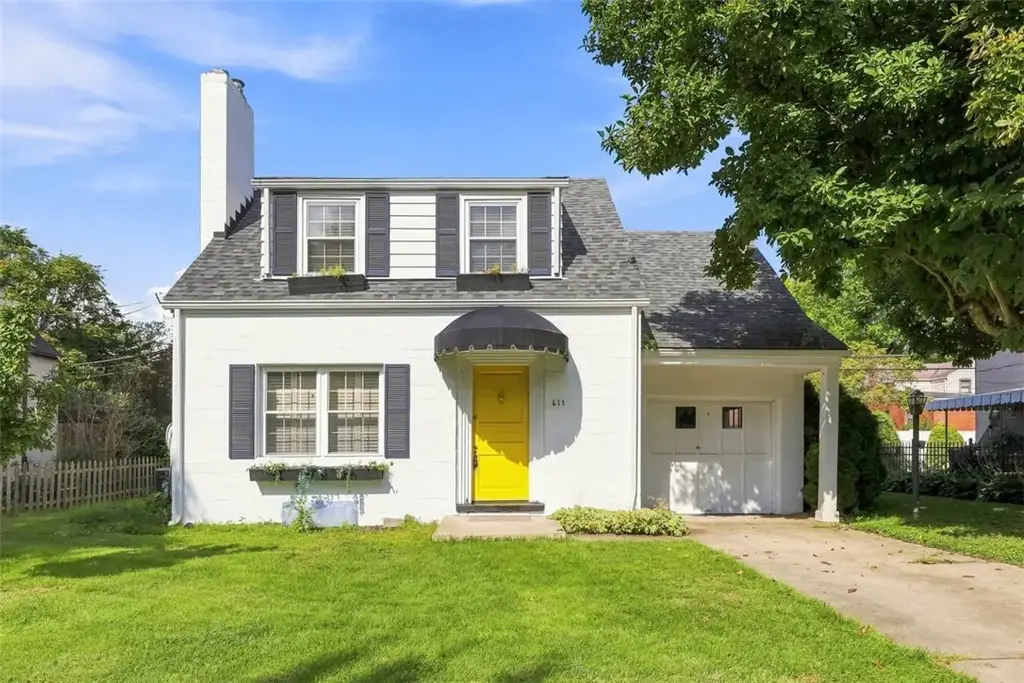 611 Charette Place, Sewickley