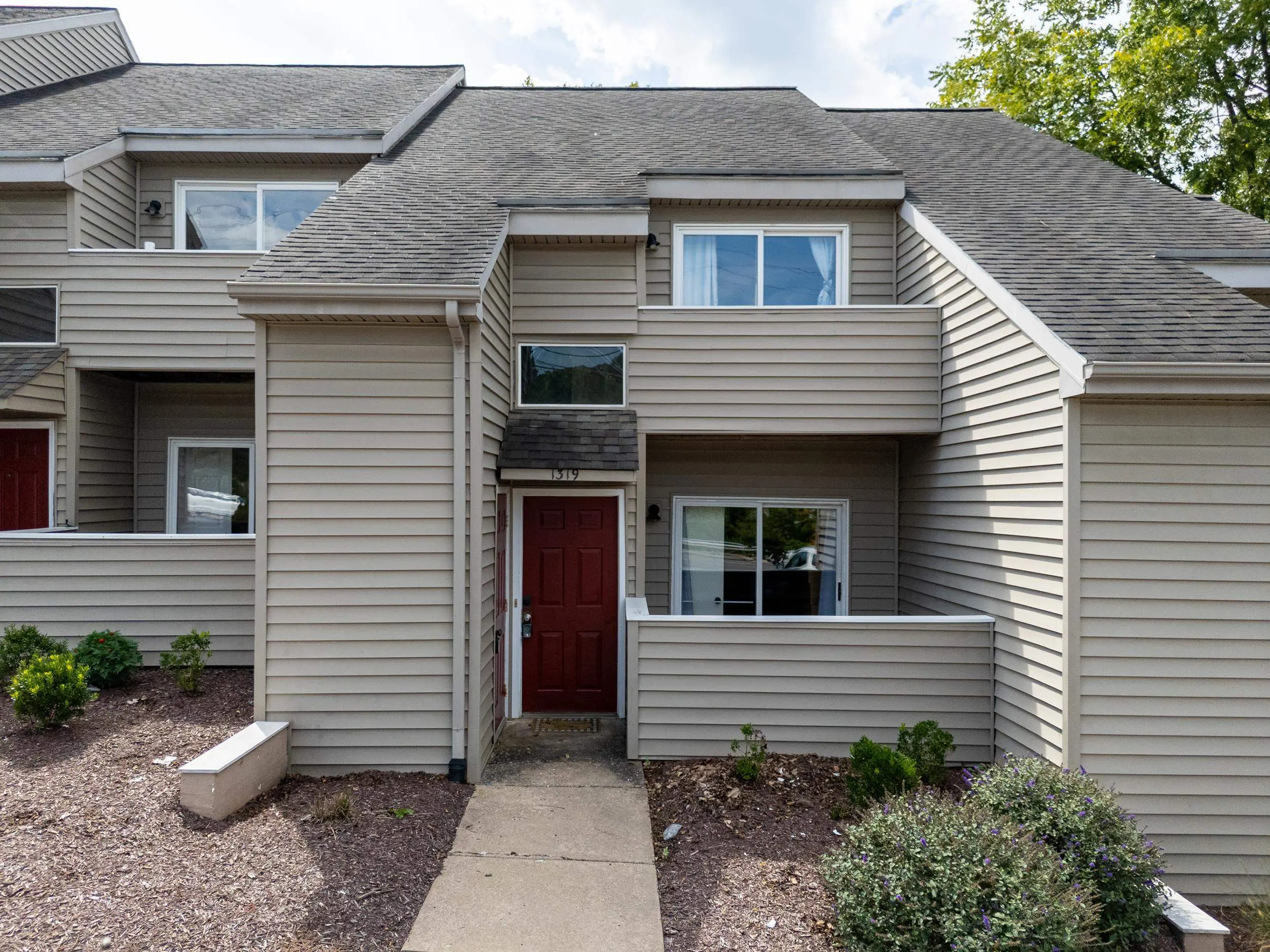 1319 Bradley Dr, Harrisonburg