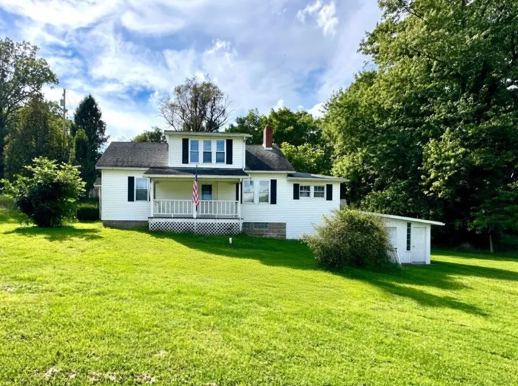 571 Lake Road, Washington