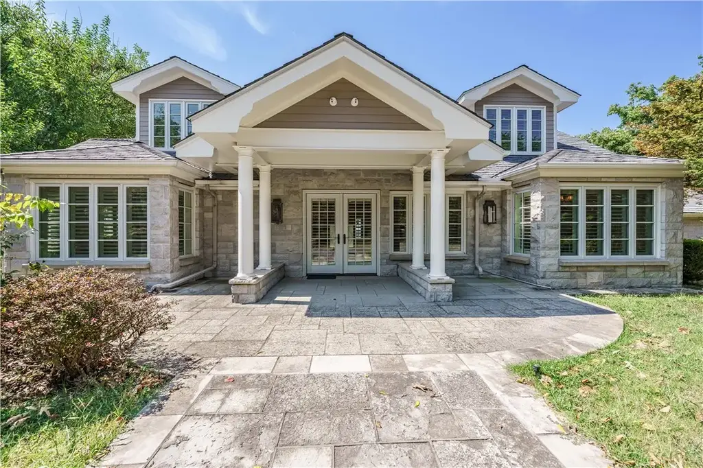 180 County Road 107, Eureka Springs