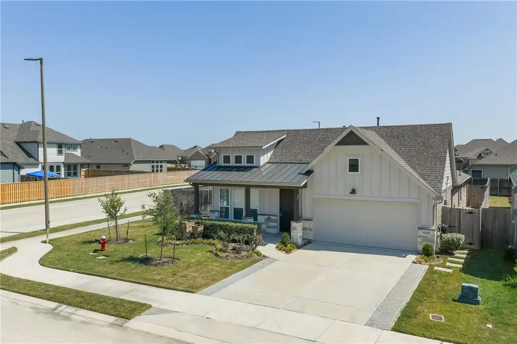 6301 Fulton Drive, College Station