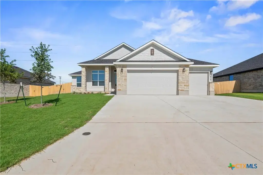 5071 Fence Line Trail, Nolanville