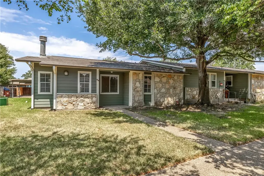 2800 Longmire Drive 58, College Station