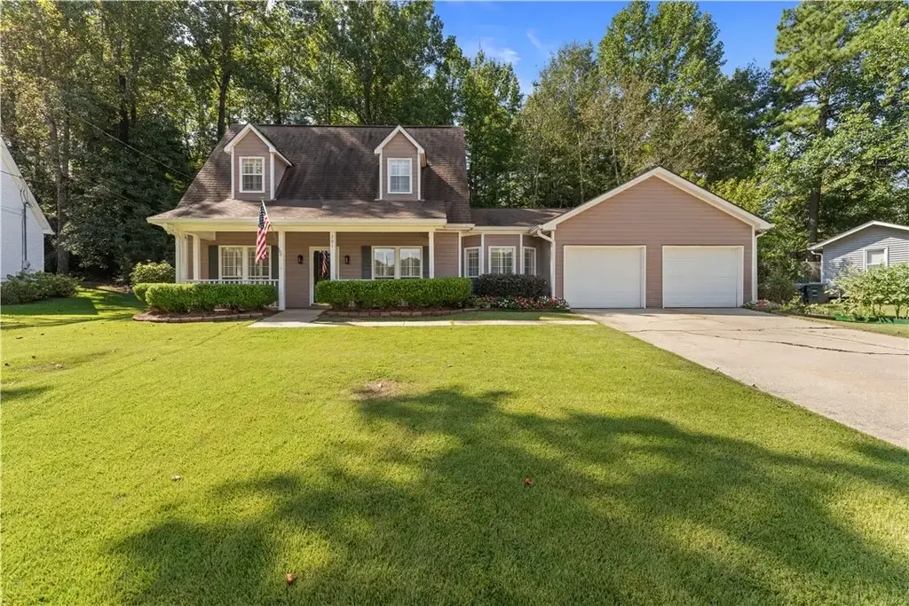 201 Ridgewood Ct, Auburn