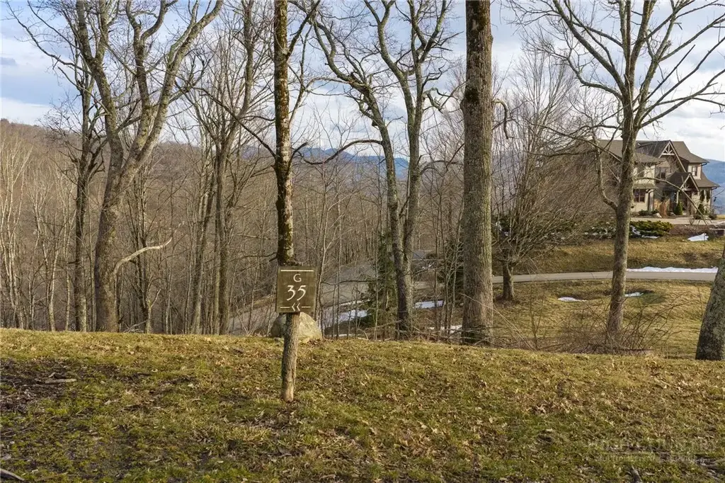 G35 Skycamp Overlook, Banner Elk
