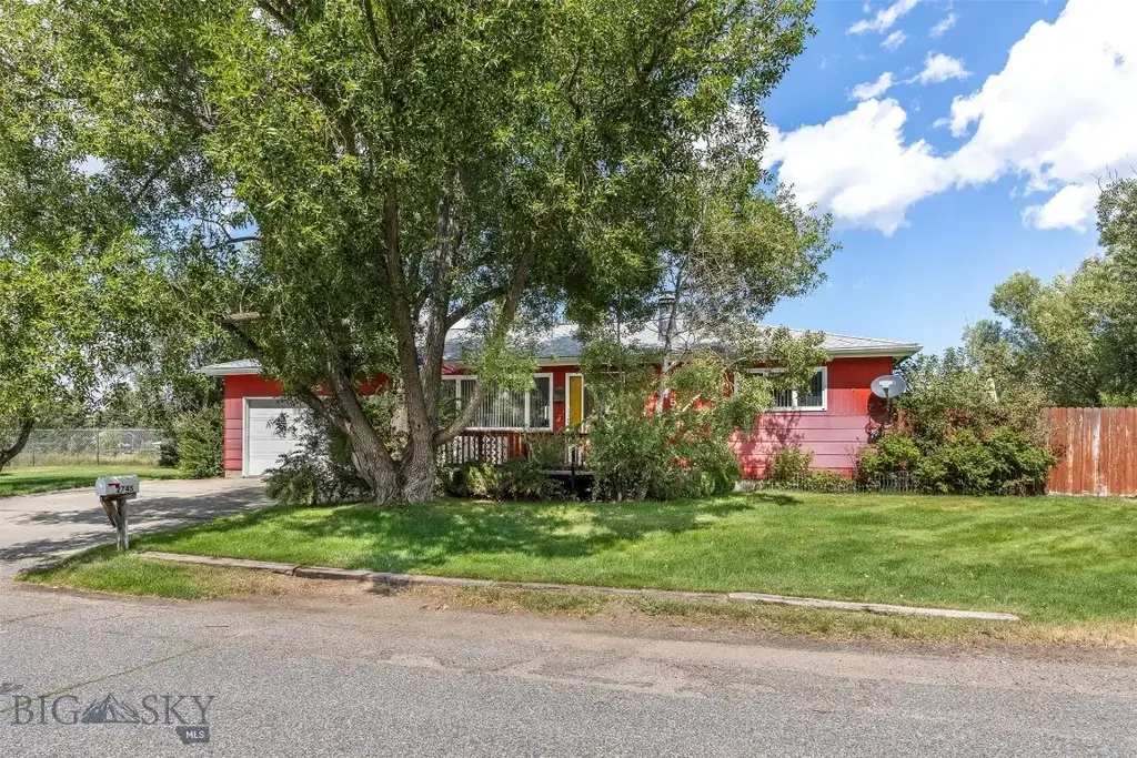 2745 Wharton, Butte