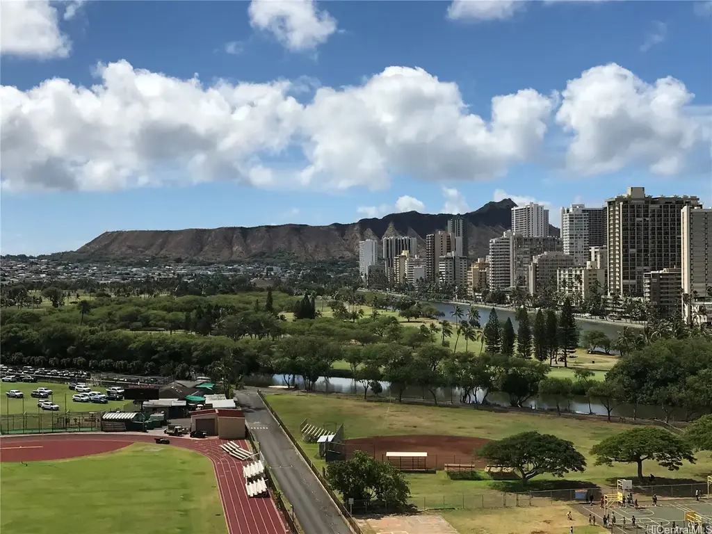 2444 Hihiwai Street # 1204, Honolulu