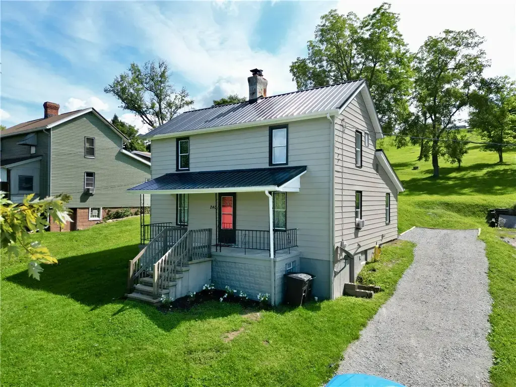 240 Roosevelt Street , N Franklin