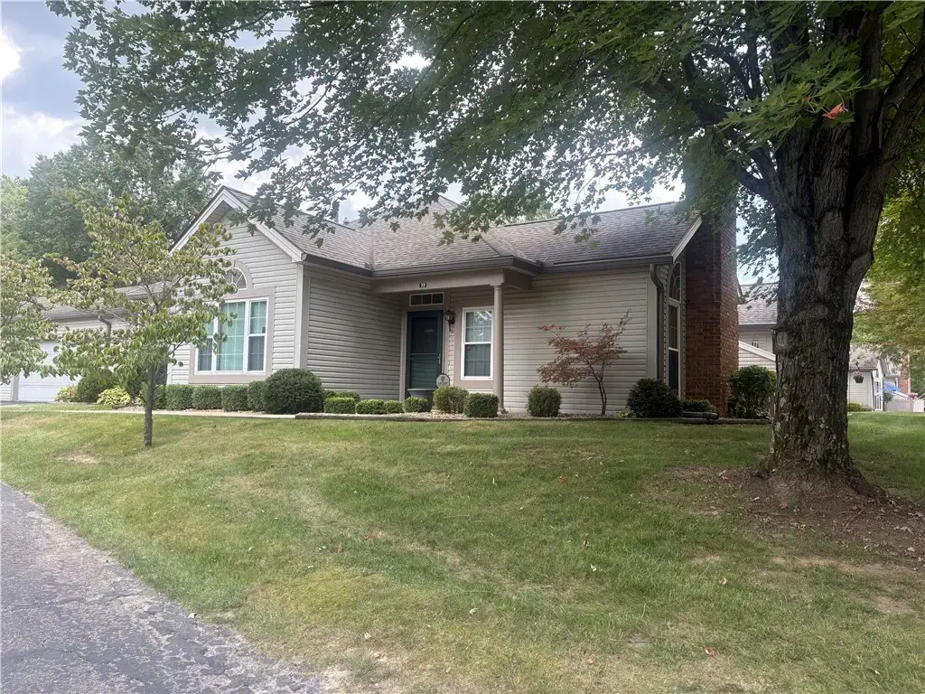 77 Stone Ridge Boulevard , Hermitage
