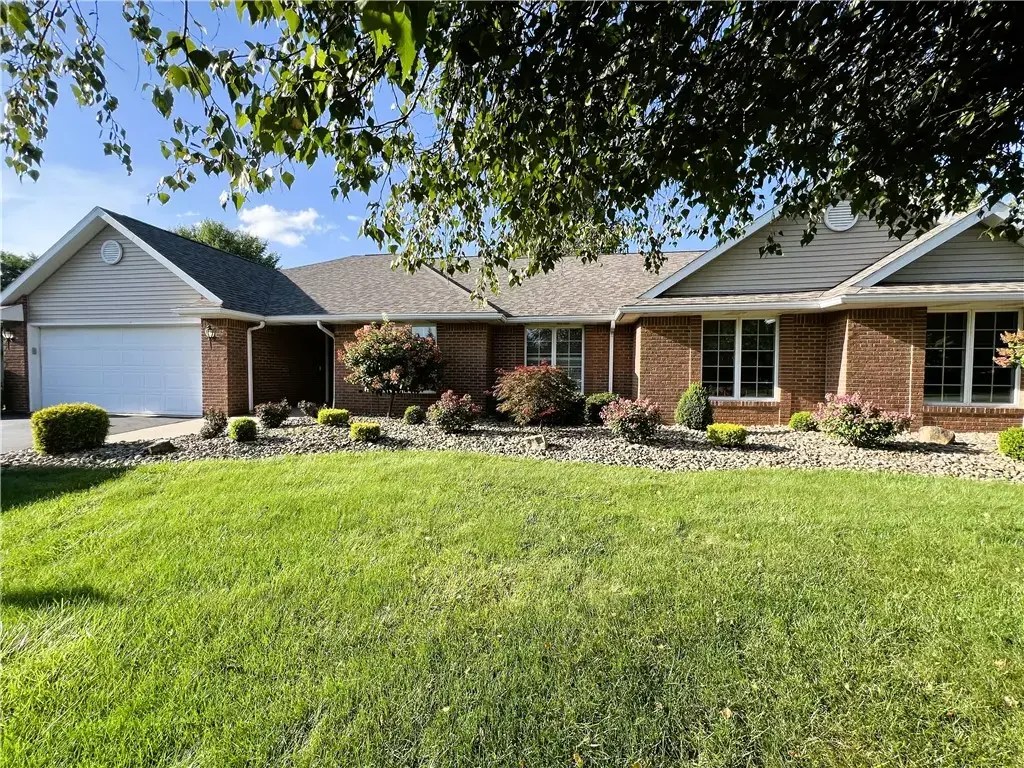 232 Orchard Park Drive , Neshannock