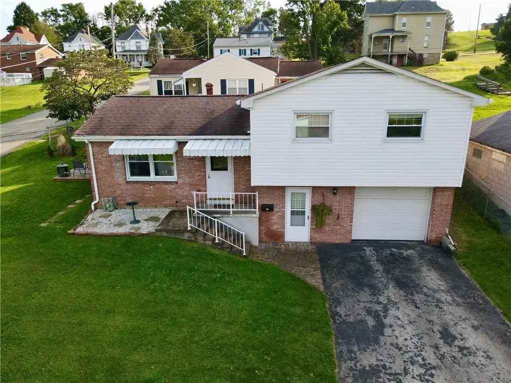 601 Stauffer Avenue , Scottdale