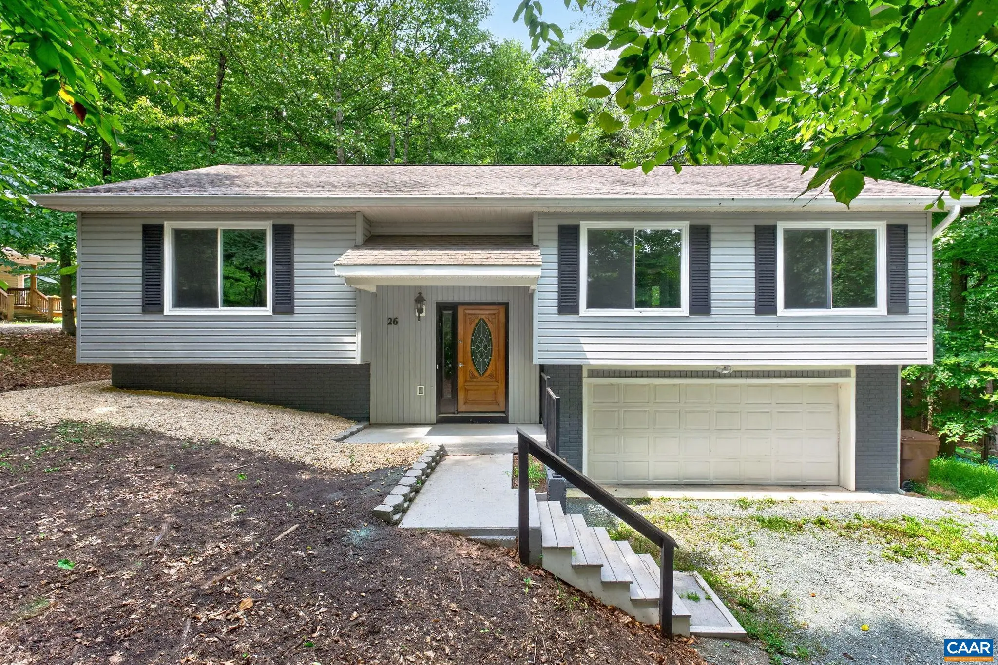 26 East Point Rd, Palmyra