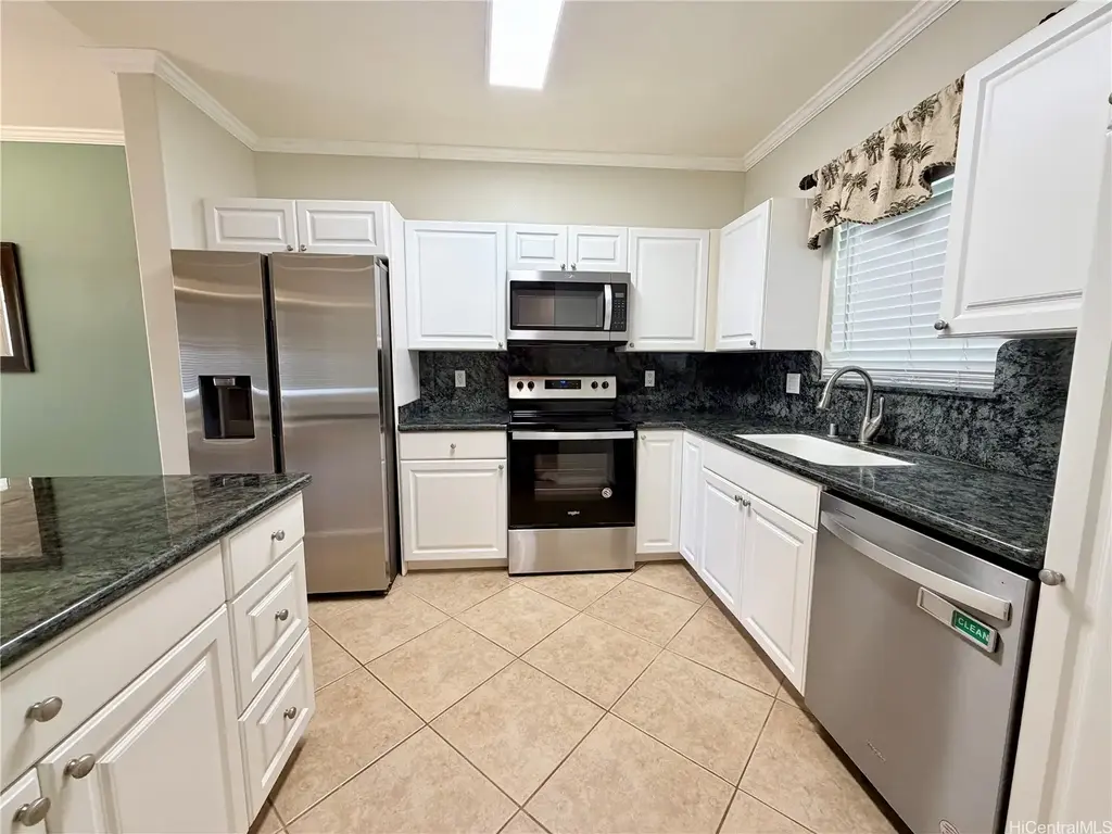 91-1009 Kaipalaoa Street # 305, Ewa Beach