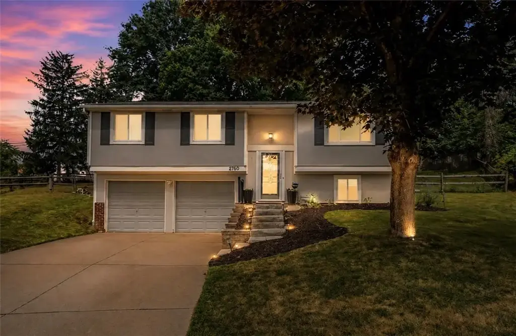 2760 Ravenwood Drive , South Fayette