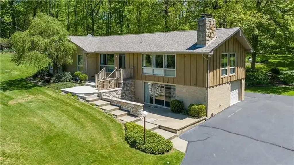 2908 Hann Hill Road , Hermitage