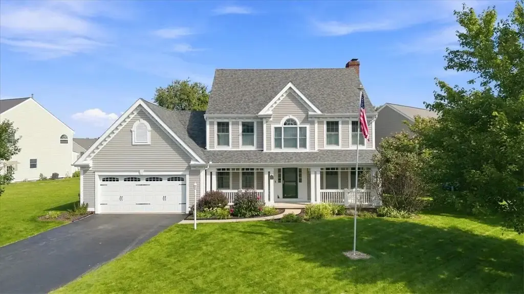 446 Crimson Drive , Ohio