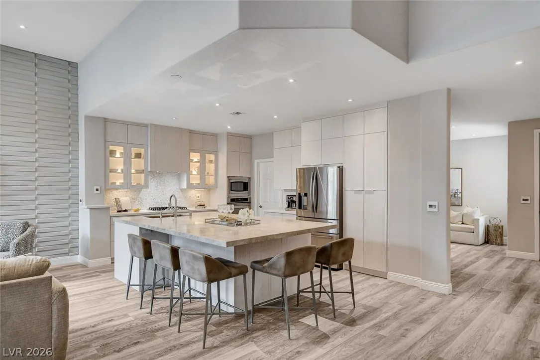 1913 Summer Pine Court 102, Las Vegas
