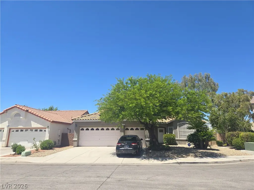 Photo of Listing #2812798