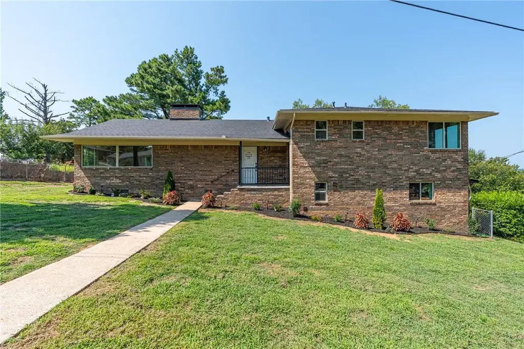 1803 Parkview Street, Van Buren