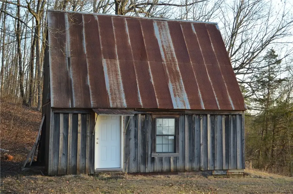6641 Highway 21, Deer