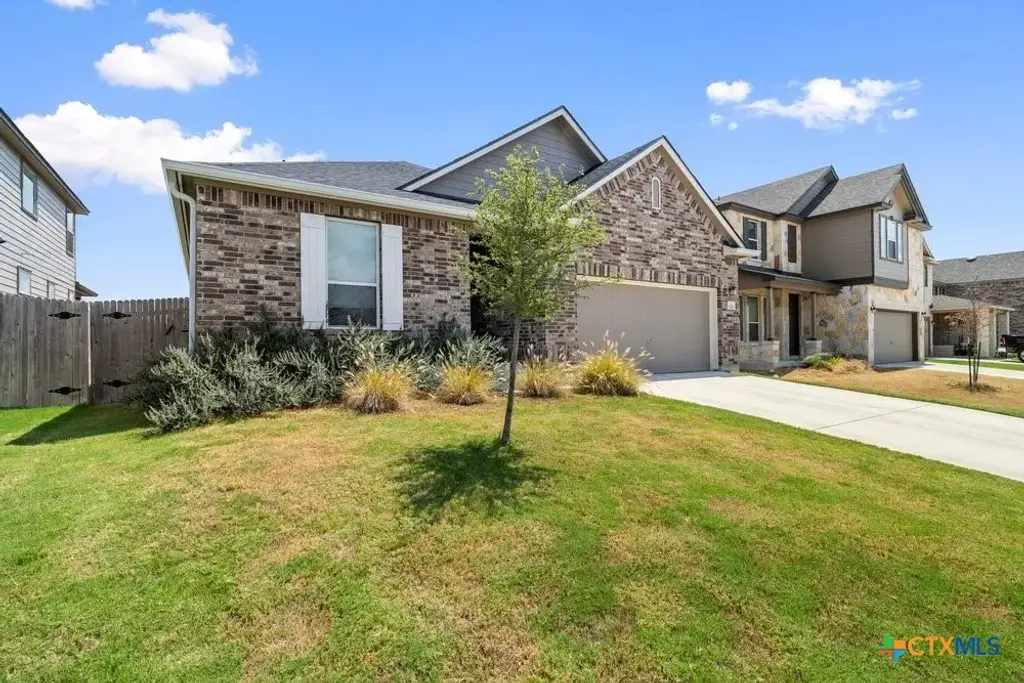 1329 Long Creek Lane, Belton