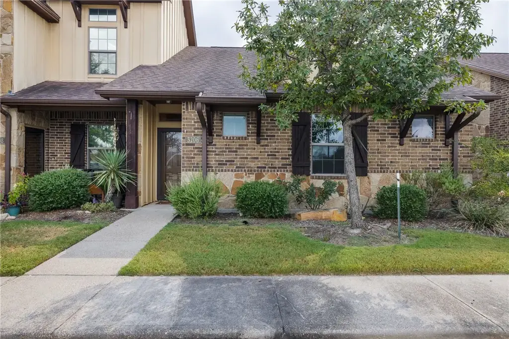 3206 Airborne Avenue, College Station