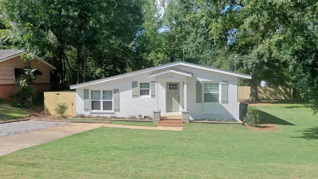 1100 Chandler Ave, Opelika