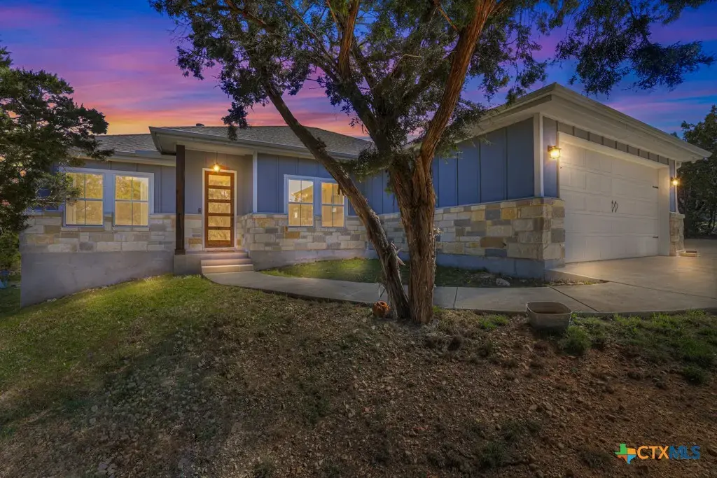 315 Hilltop Ridge, New Braunfels