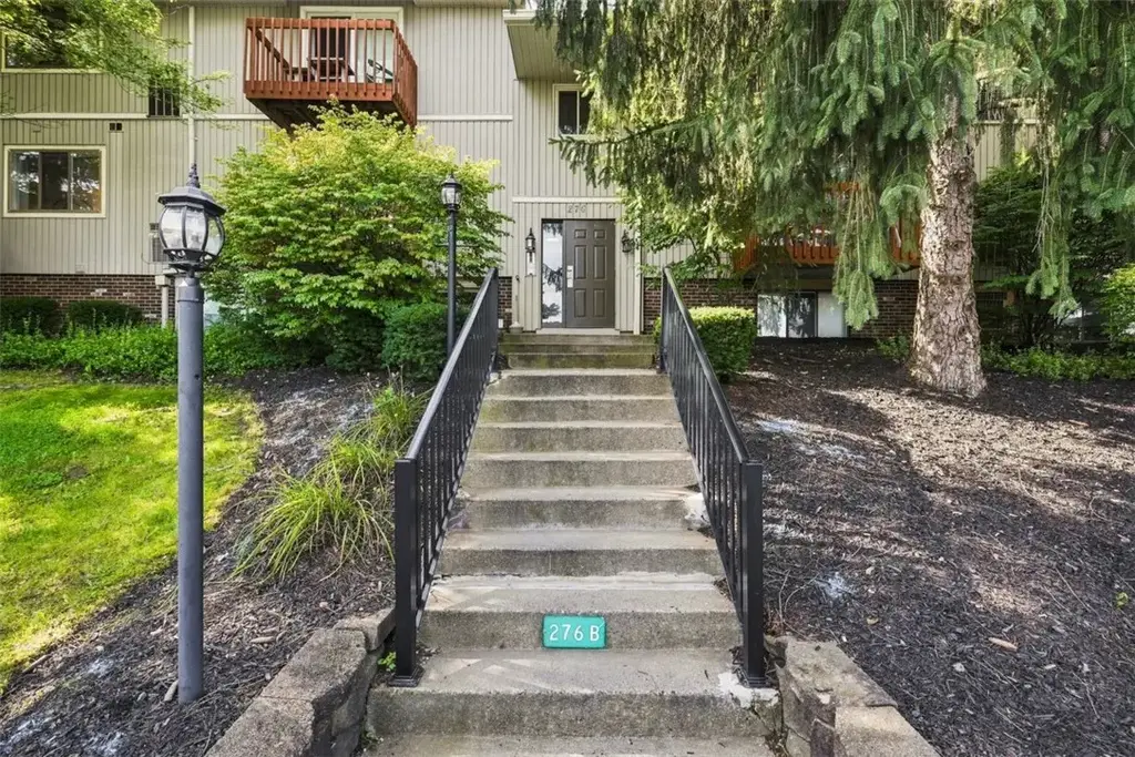 27615 Evergreen Run, North Fayette