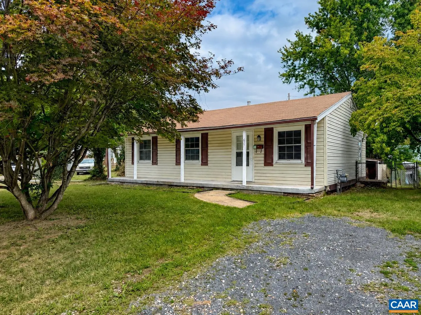 627 Arch Ave, Waynesboro