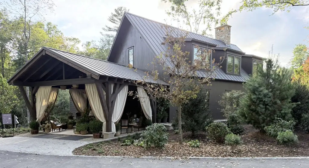 28 Sunrise Place, Cashiers