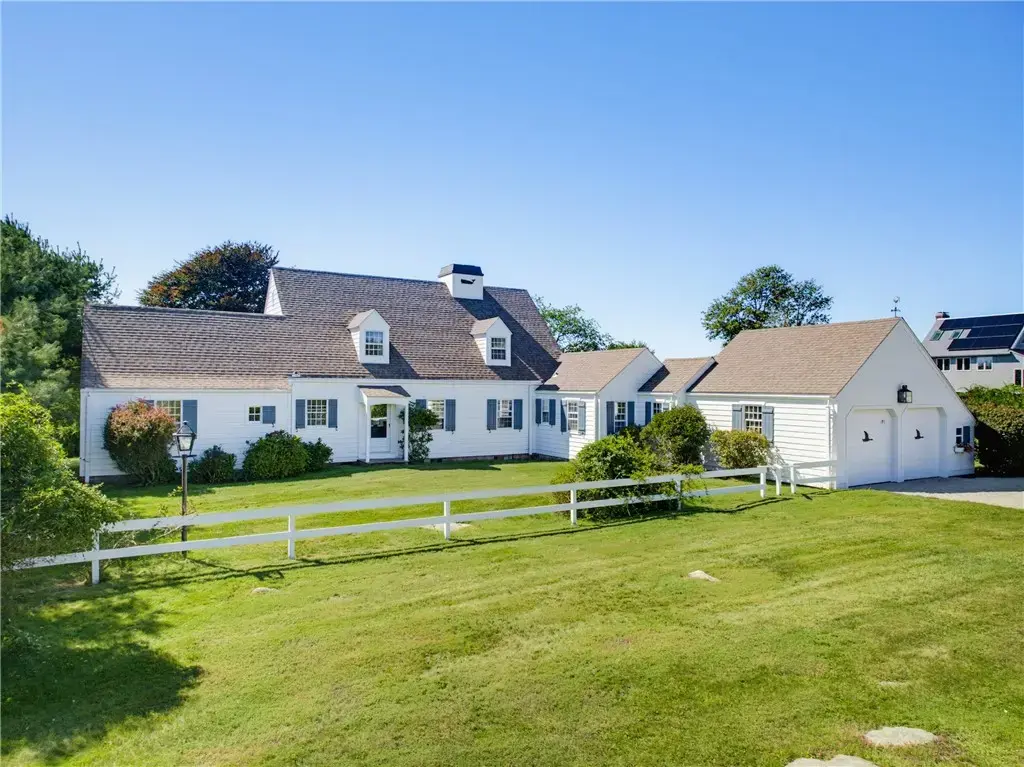 191 Carpenter Dr, South Kingstown