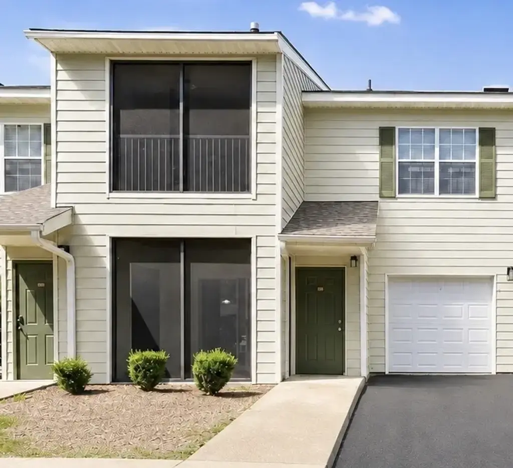 447 W Longleaf Dr 1403, Auburn