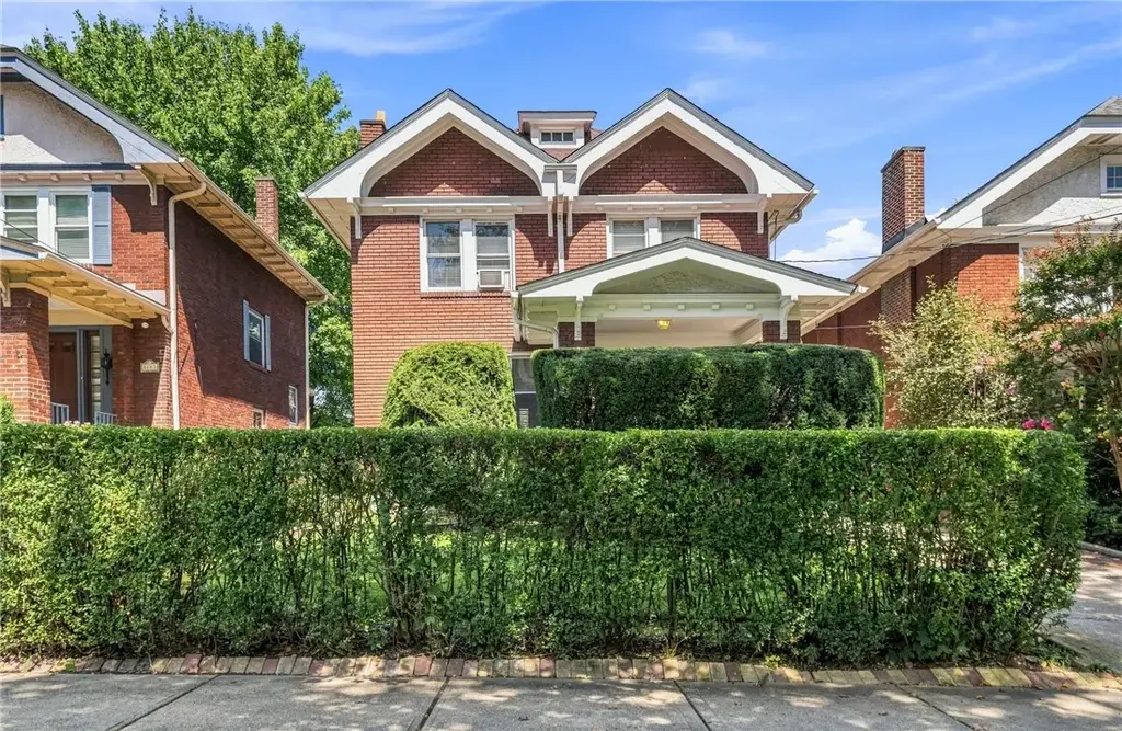6667 Ridgeville, Squirrel Hill