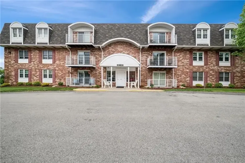 601 Clubhouse Drive , South Strabane