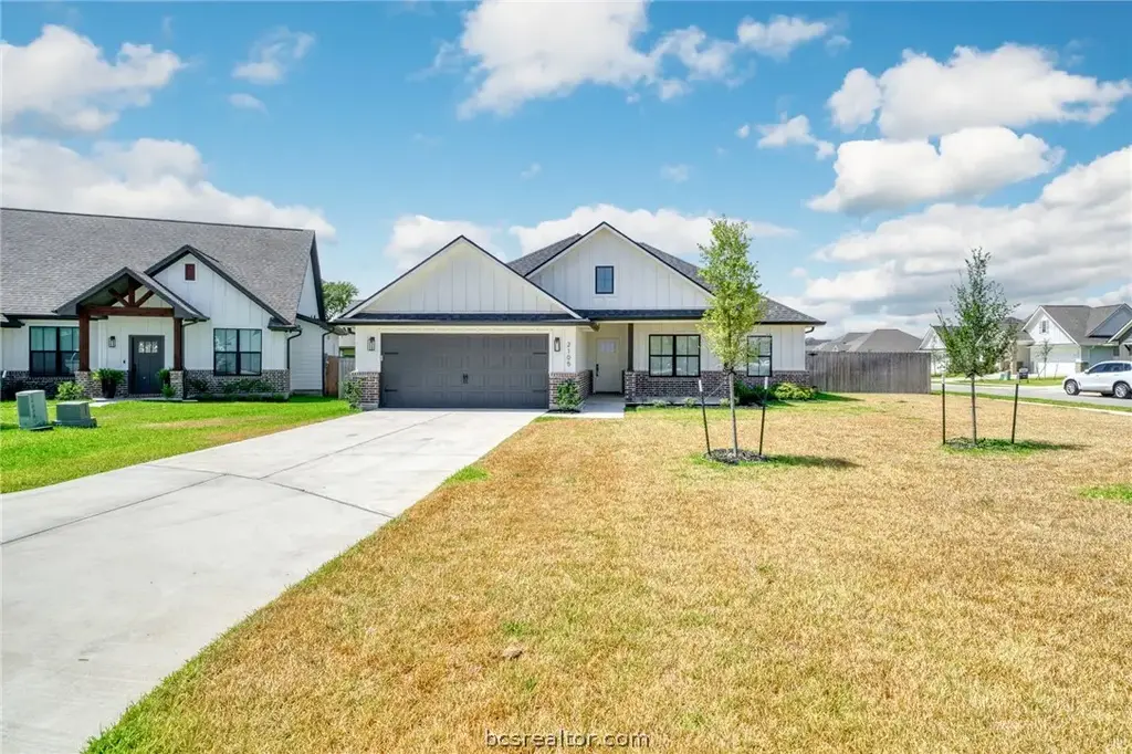 2105 Aleppo Court, Bryan