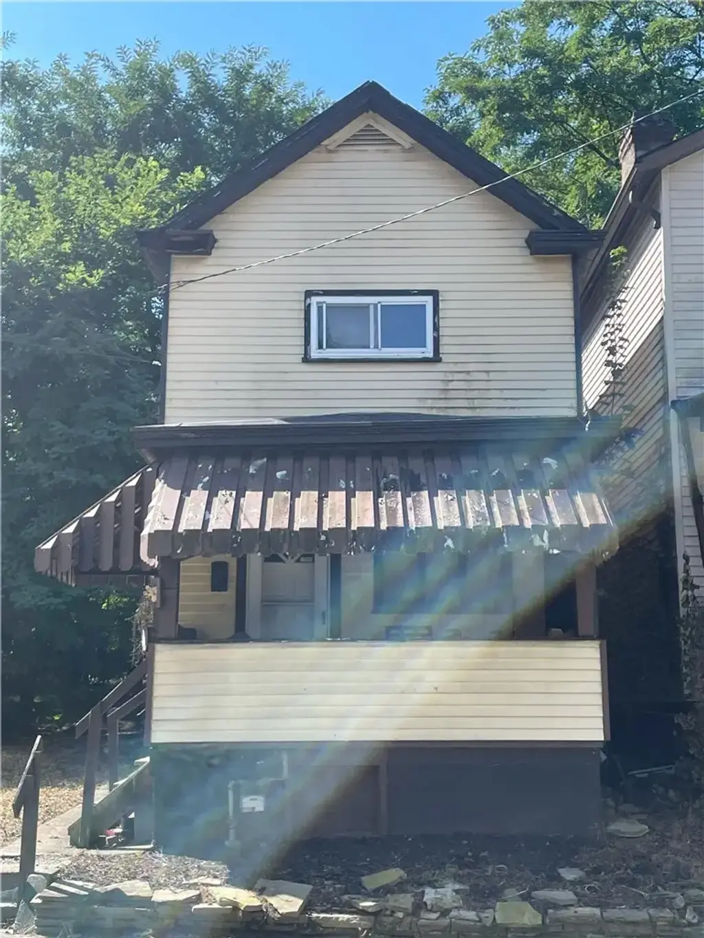 2808 Grover, McKeesport