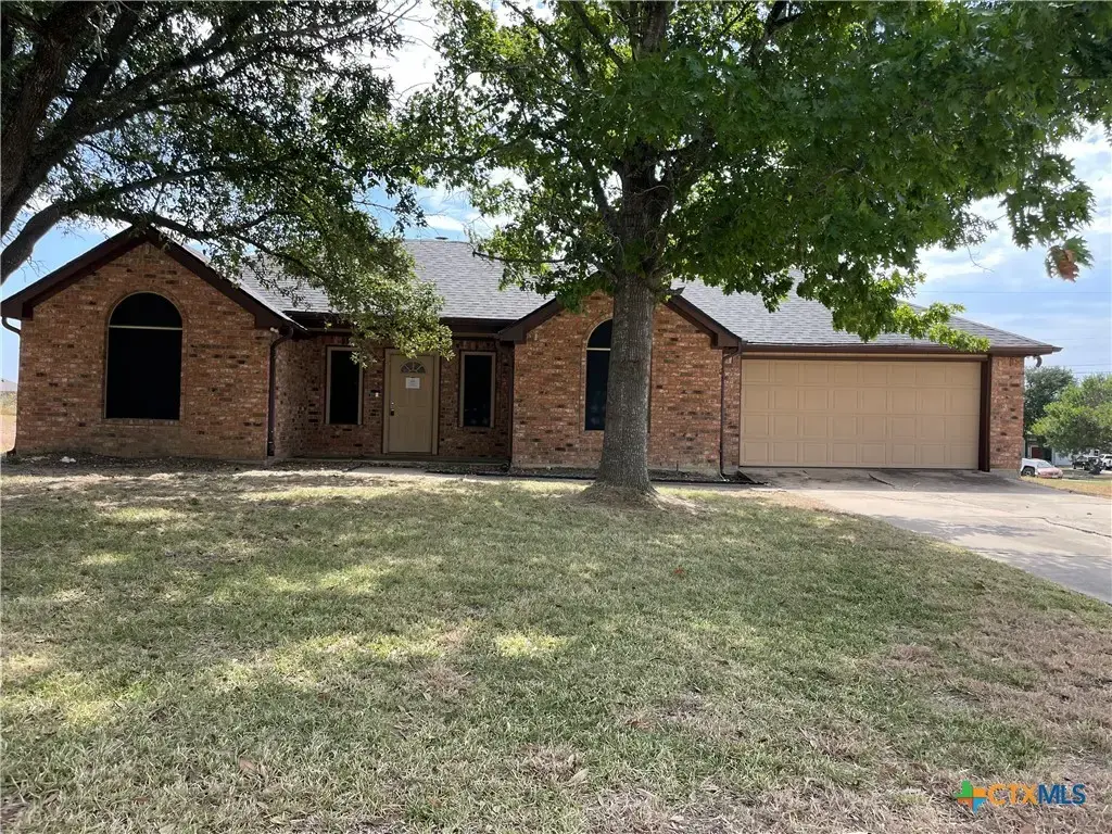 3905 Neches Circle, Temple