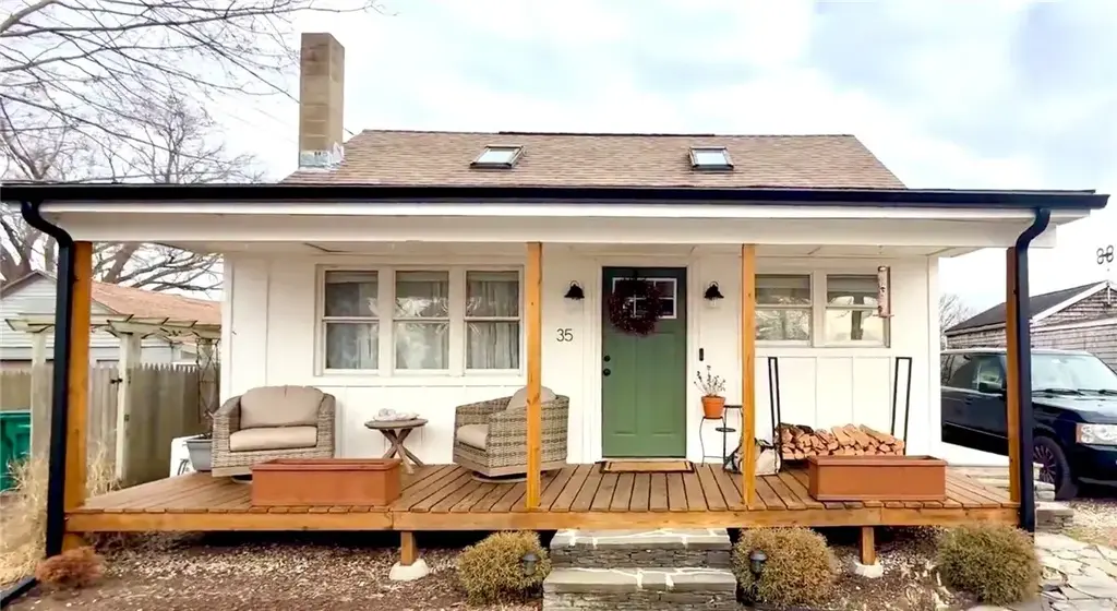 35 Island Ave, Portsmouth