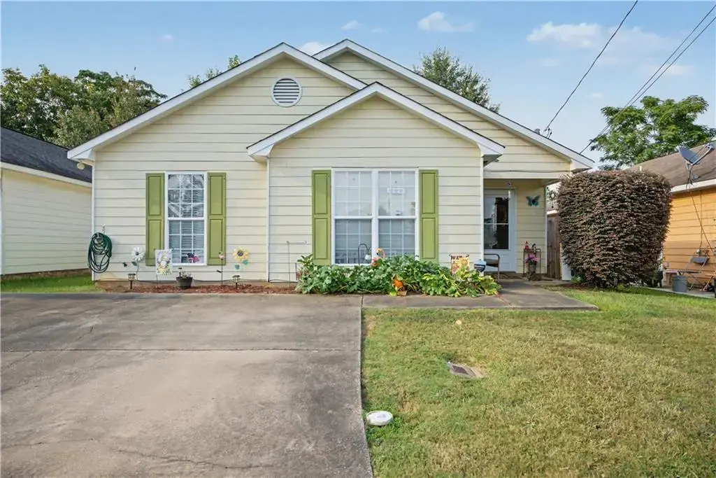 8 Ryan Loop, Phenix City