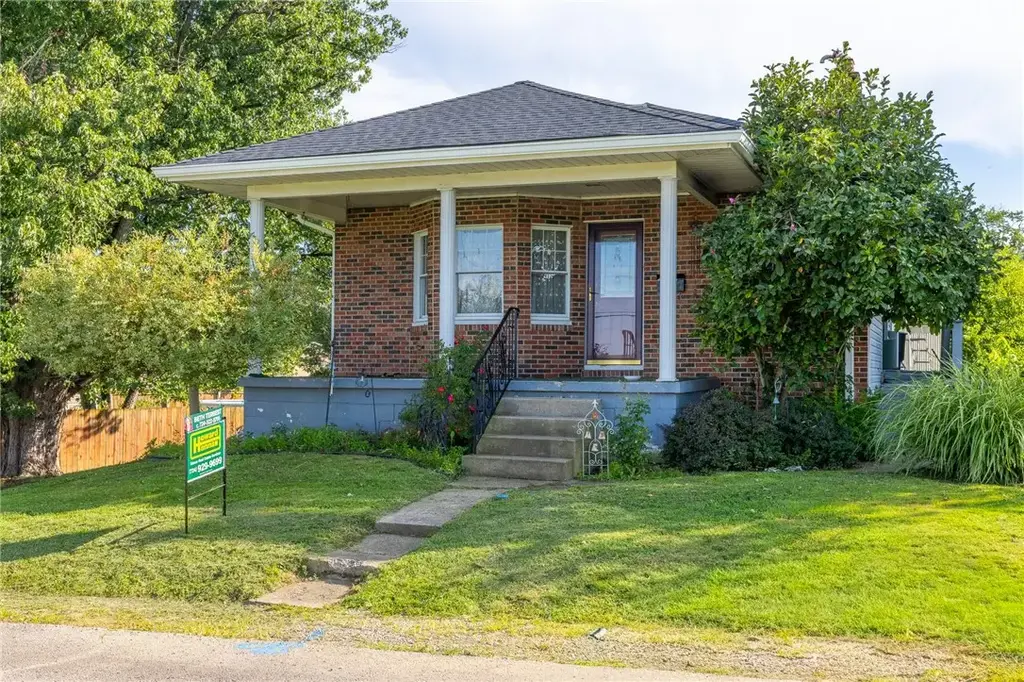 720 Park Avenue, Belle Vernon