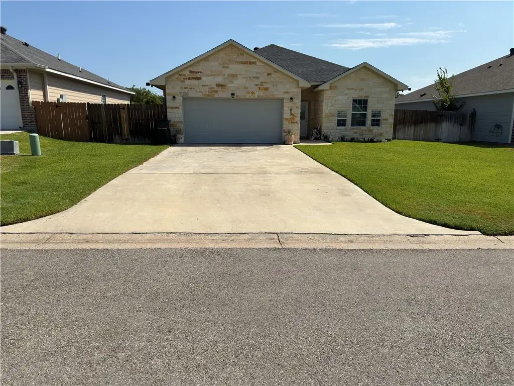 1803 Cornish Court, Bryan