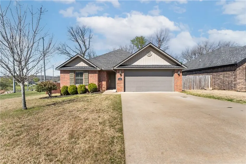 4974 Talon Trail, Fayetteville